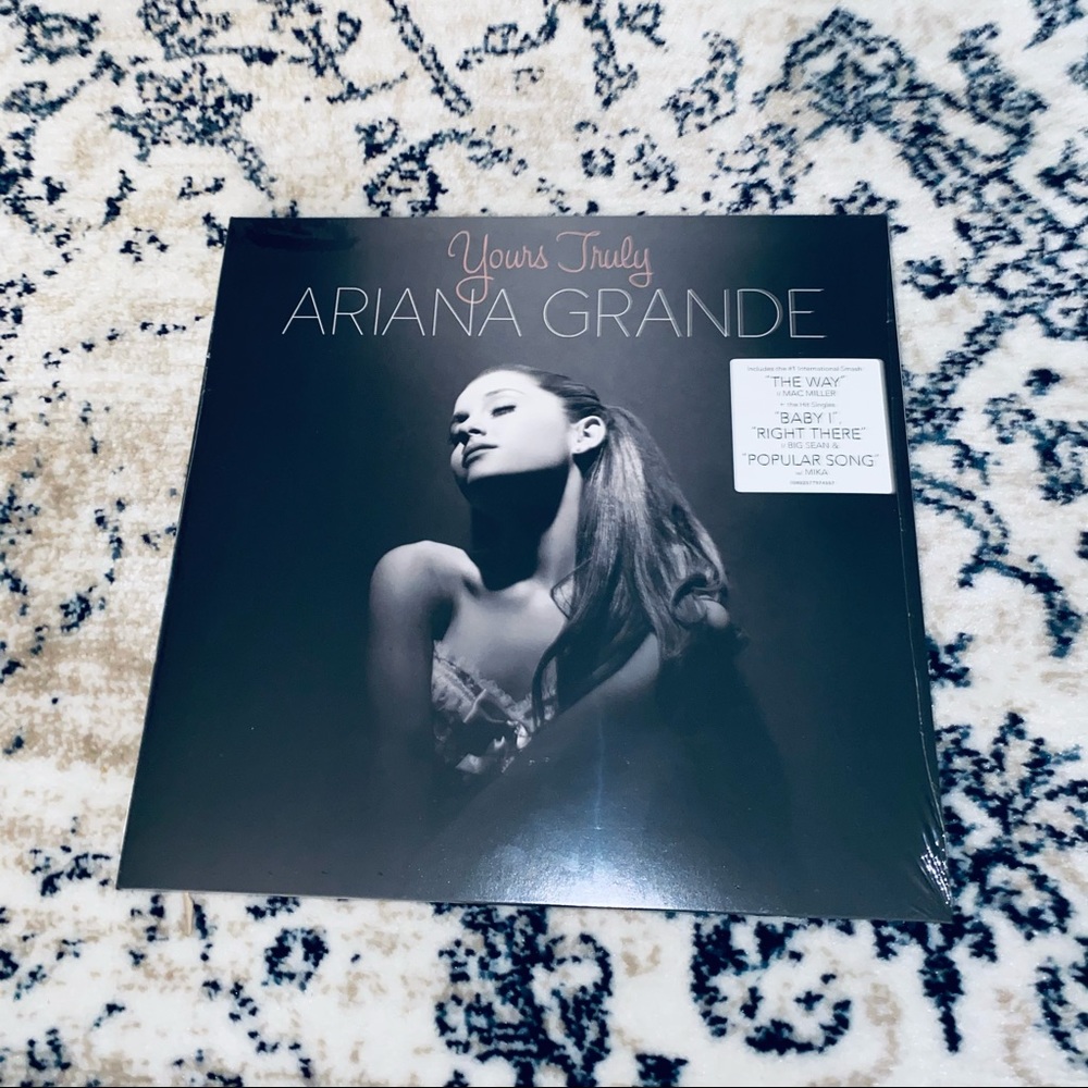Ariana Grande Yours Truly White Vinyl